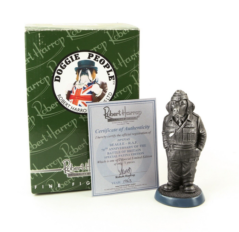 ROBERT HARROP 'BEAGLE RAF' DOGGIE PEOPLE FIGURE MODEL DPUP14S, BOXED