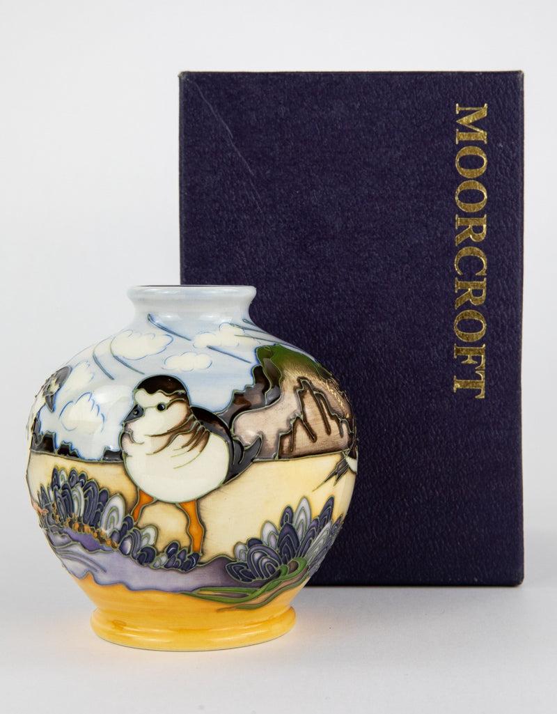 MOORCROFT POTTERY 'BEACHCOMBERS' VICKY LOVATT OVOID VASE 22/50, BOXED
