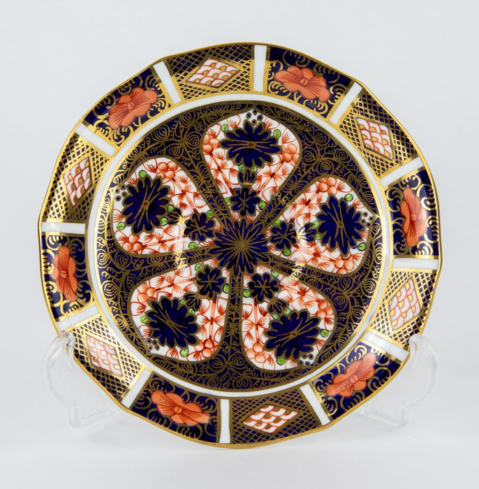 ROYAL CROWN DERBY - JAPANESE OLD IMARI 1128 SCALLOPED EDGE DISH 17cm