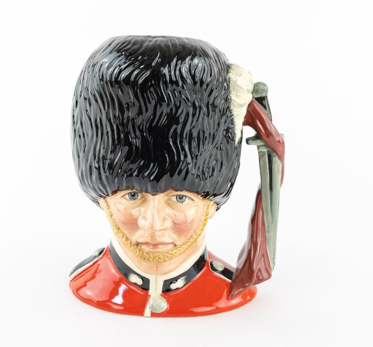 ROYAL DOULTON 'THE GUARDSMAN' LARGE CHARACTER TOBY JUG FIGURE D6755