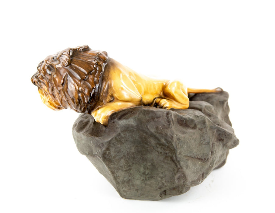ROYAL DOULTON 'LION ON ROCK' LARGE PRESTIGE FIGURE MODEL HN2641