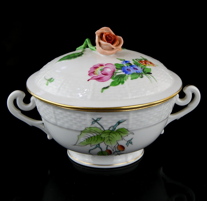 HEREND HUNGARY FLORAL HANDLED LIDDED ROUND SUGAR BOWL TRINKET BOX