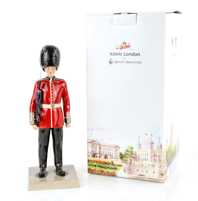 ROYAL DOULTON 'GUARDSMAN' ICONIC LONDON FIGURE MODEL HN5363, BOXED