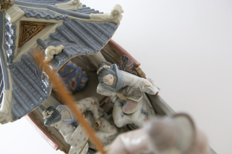 LLADRO 'KITAKAMI CRUISE' 1605 LARGE LIMITED EDITION BOAT FIGURE 236/500 & COA