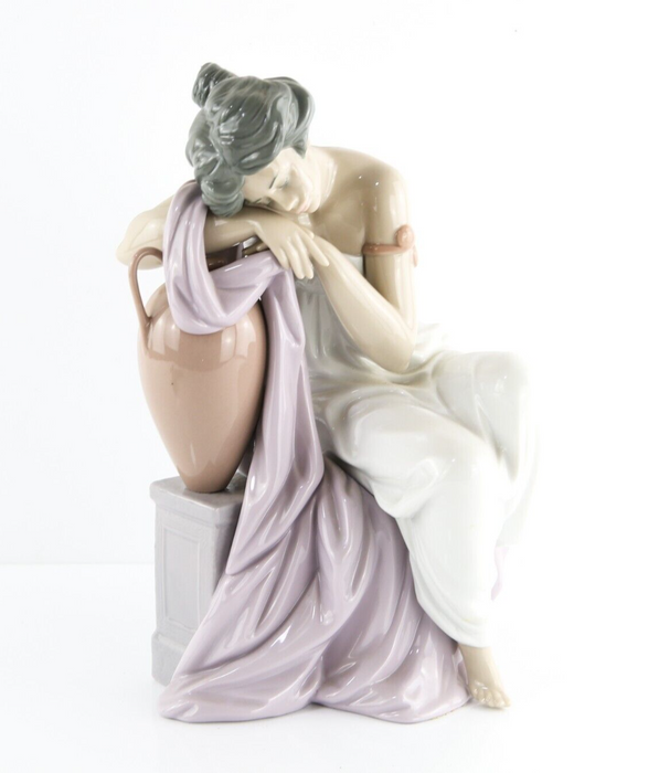 LLADRO 'LOST IN DREAMS' TRUMP GIRL PITCHER FIGURE MODEL 6313, BOXED