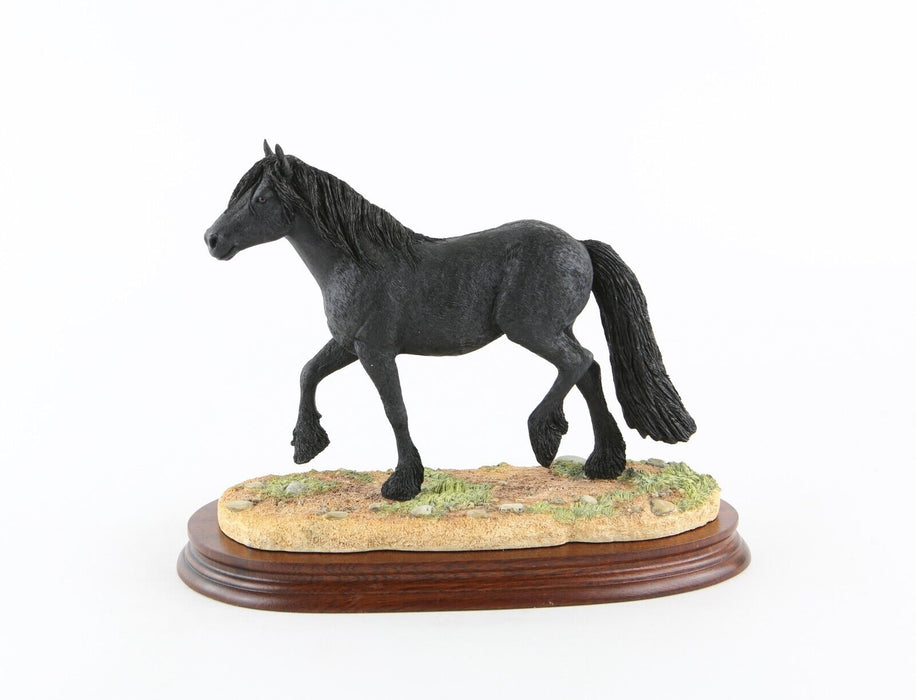 BORDER FINE ARTS 'CUMBRIAN FELL PONY' FIGURE MODEL TABLEAU B0812 103/750 & COA