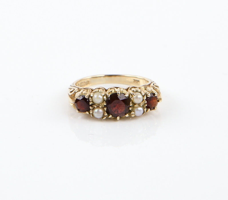 LADIES 9CT YELLOW GOLD & GARNET/PEARL DRESS RING, 3.1g, HALLMARKED, SIZE K