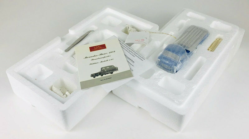 CMC 'MERCEDES-BENZ 1954 RENNTRANSPORTER' 1:43 LIMITED EDITION PRECISION MODEL M-036K