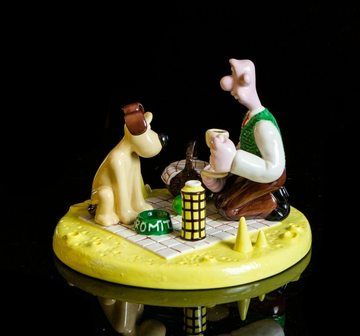 Coalport Characters -Picnic On The Moon- Limited Edition Wallace ...