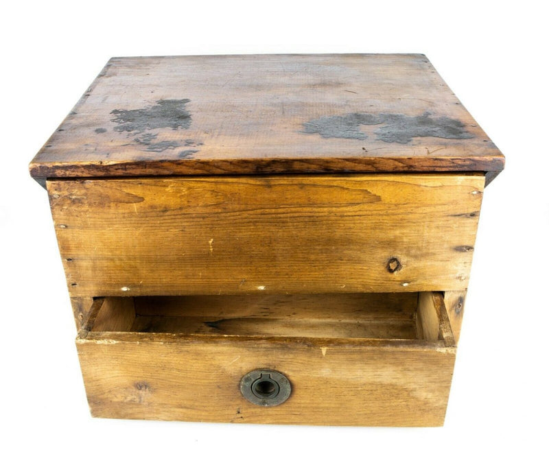 DAY &amp; SONS - VINTAGE 1920's STOCK BREEDERS MEDICINE SHOP ADVERTISING CHEST BOX