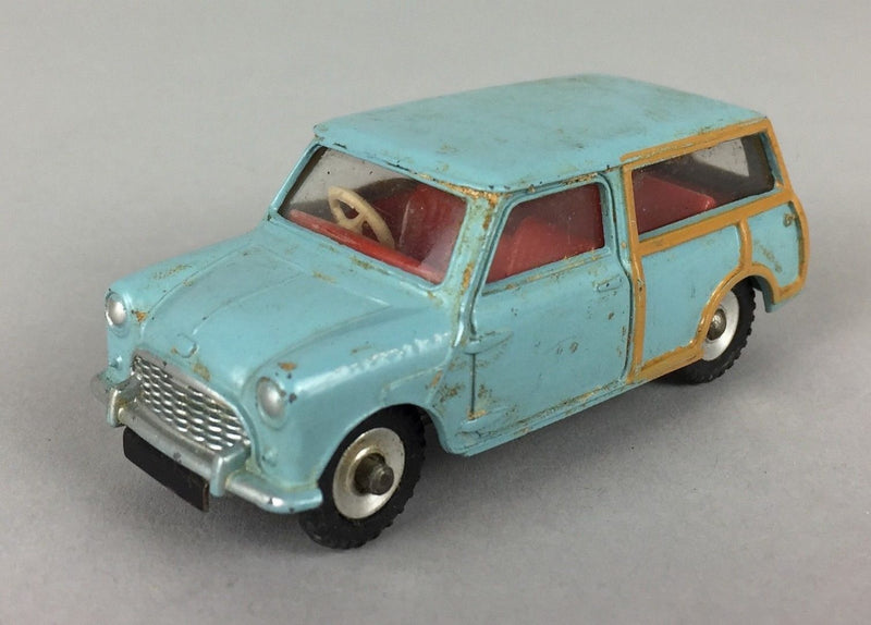 DINKY TOYS - AUSTIN 7 SEVEN COUNTRYMAN, No 199 VINTAGE ESTATE MODEL CAR, BOXED