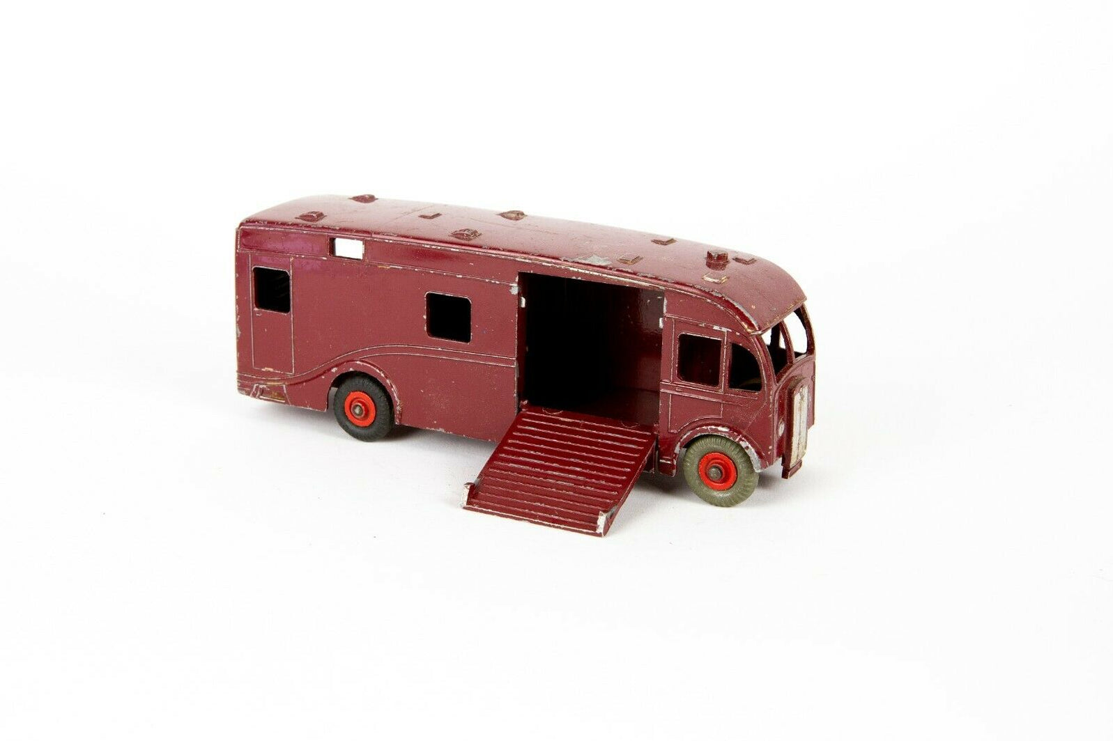 Lot 161 - A DINKY No 581 Horse Box "British Railways Lot 161 - A DINKY No 581 Horse Box "British Railways