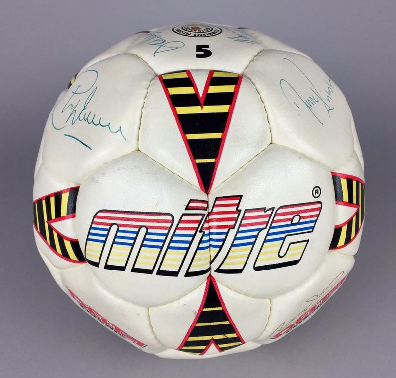 ENGLAND v POLAND, WORLD CUP 1989 - SQUAD TEAM SIGNED FIFA APPROVED MATCH FOOTBALL