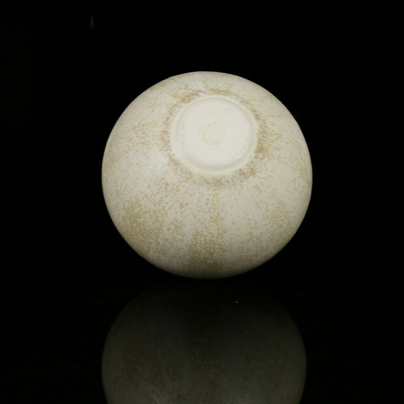 HAZEL JOHNSON (BRITISH, 1933-2011) STUDIO POTTERY PORCELAIN OVOID VASE
