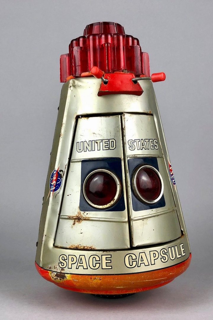 HORIKAWA 'NEW SPACE CAPSULE' VINTAGE UNITED STATES NASA TIN PLATE ROCKET SHIP
