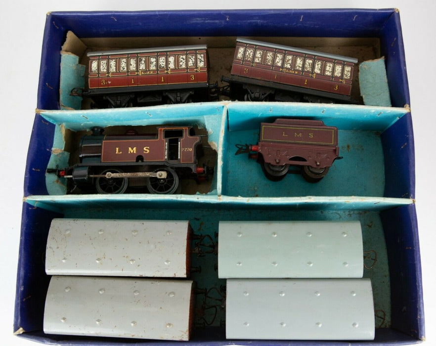 HORNBY TRAIN -TANK PASSENGER SET No. 101- O GAUGE MODEL LOCOMOTIVE RAILWAY, BOXED