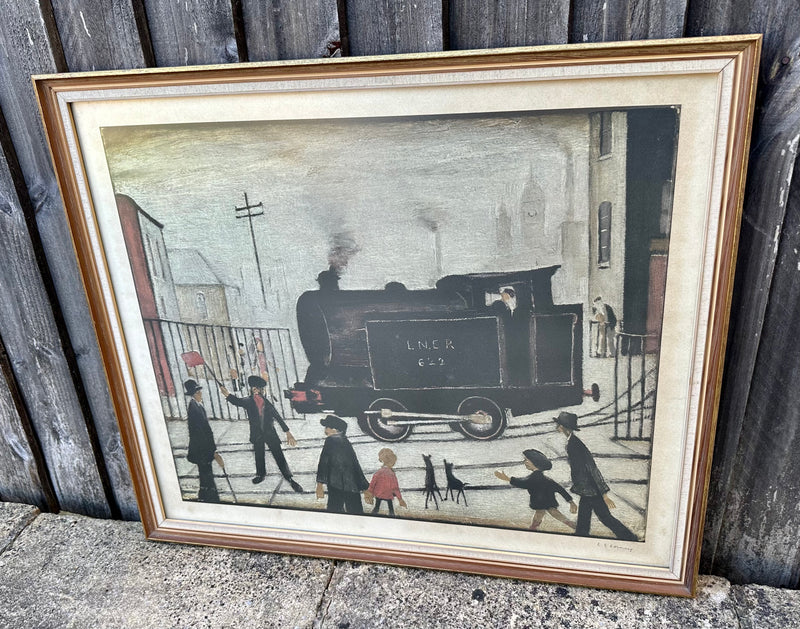 L.S. LAURENCE STEPHEN LOWRY, 'LEVEL CROSSING WITH TRAIN', SIGNED COLOUR PRINT
