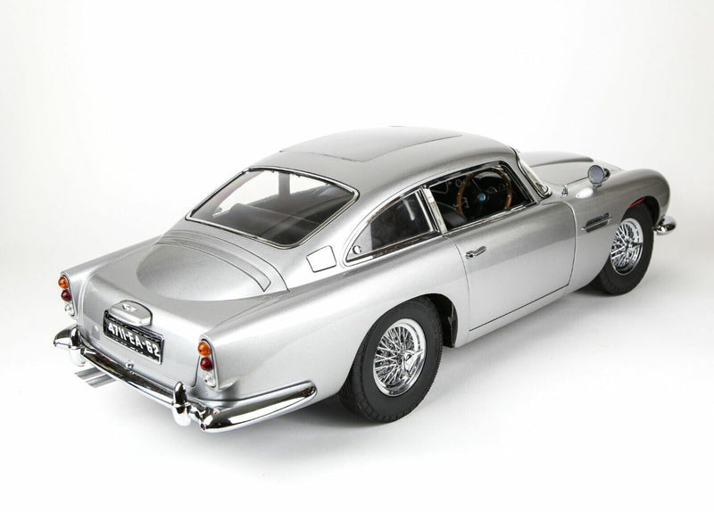 JAMES BOND, GOLDFINGER -ASTON MARTIN DB5- EAGLEMOSS 1:8 SCALE PRECISION MODEL