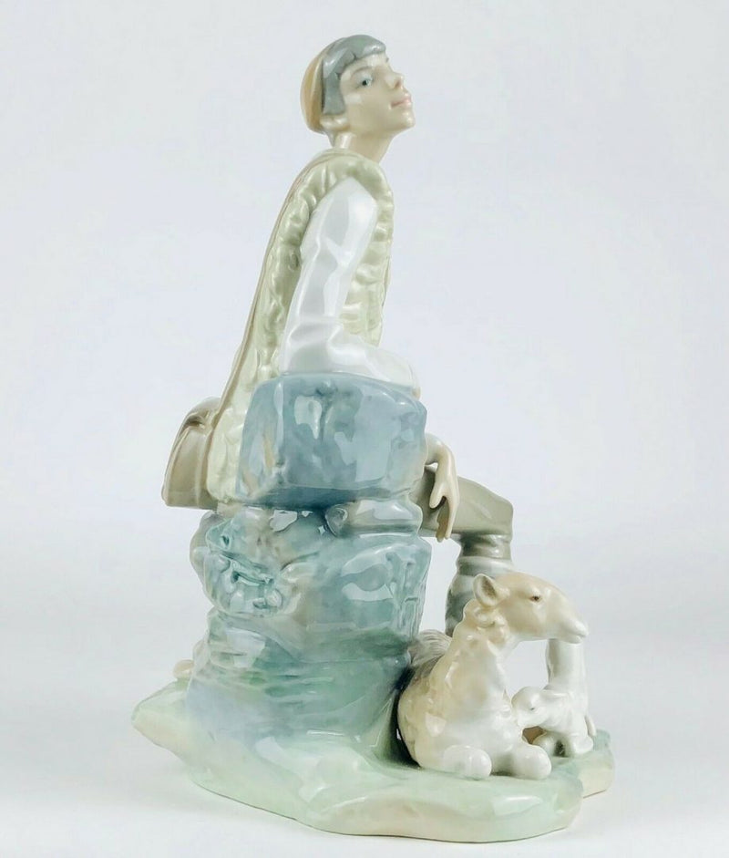 LLADRO -SHEPHERD RESTING- LARGE FIGURE 4571 SEATED BOY MAN DOG PUPPY SHEEP LAMB