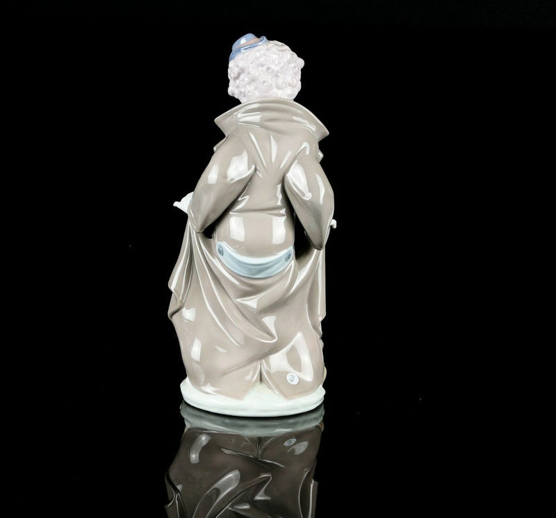 LLADRO -SURPRISE- FIGURE MODEL 5901 CLOWN BOY DOG PUPPIES