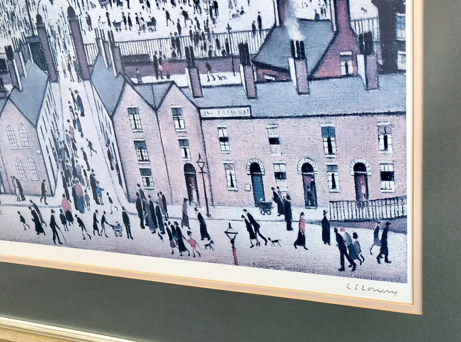 LAURENCE STEPHEN LOWRY -BRITAIN AT PLAY- LIMITED EDITION PRINT 601/850, SIGNED