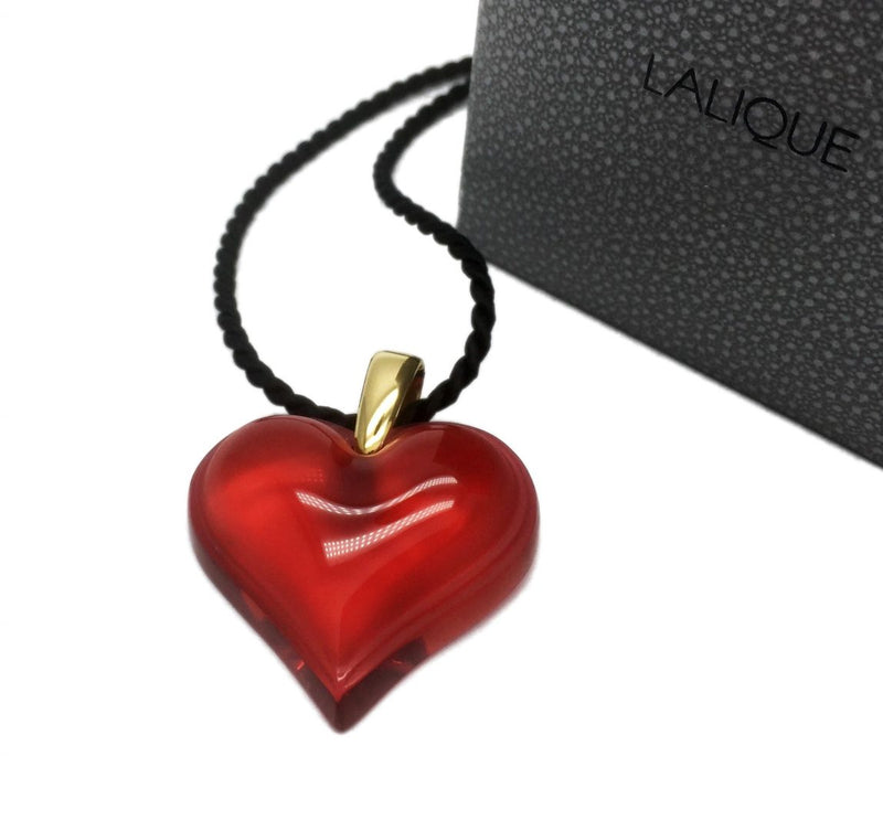 MODERN LALIQUE CRYSTAL HEART PENDANT