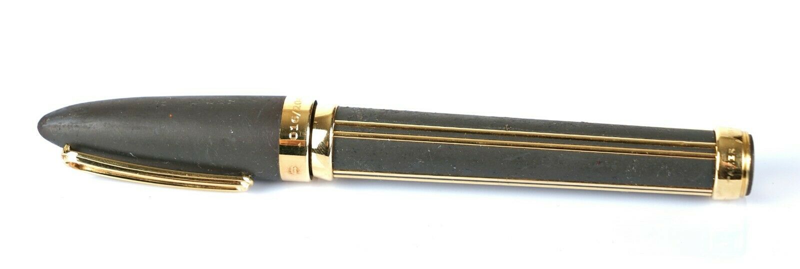 MONTEGRAPPA -32nd AMERICA'S CUP- 16/204 LIMITED EDITION 18K GOLD NIB FOUNTAIN PEN