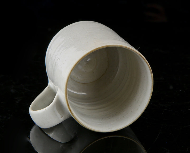 LUCIE RIE STUDIO POTTERY SPECKLED WHITE & MANGANESE STONEWARE COFFEE MUG CUP CAN