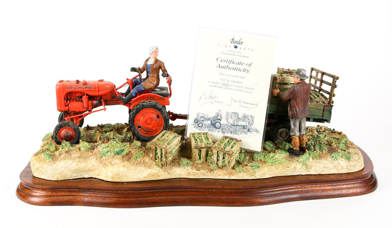 BORDER FINE ARTS 'CUT AND CRATED' LARGE LIMITED EDITION FIGURE MODEL 1220/2001