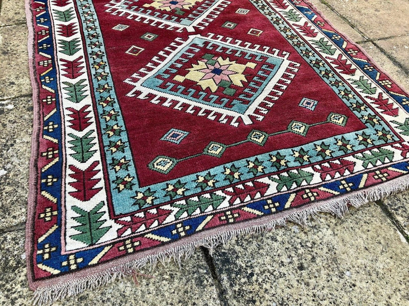 RED GROUND TURKISH RUG CARPET GEOMETRIC AZTEC LEAF BORDERS, MEDALLIONS 160x120cm