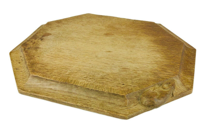 ROBERT 'MOUSEMAN' THOMPSON OF KILBURN - SOLID OAK OCTAGONAL BREAD CHEESE BOARD