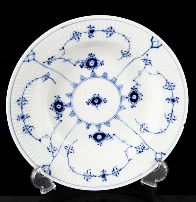 ROYAL COPENHAGEN BLUE/WHITE FLUTED RIMMED COUPE SOUP BOWL No. 168