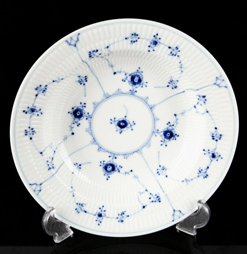 ROYAL COPENHAGEN BLUE/WHITE FLUTED RIMMED COUPE SOUP BOWL No. 168