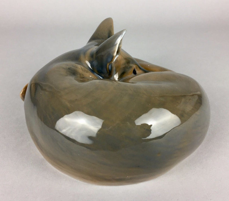 ROYAL COPENHAGEN 'CURLED FOX' LARGE FIGURE MODEL 438