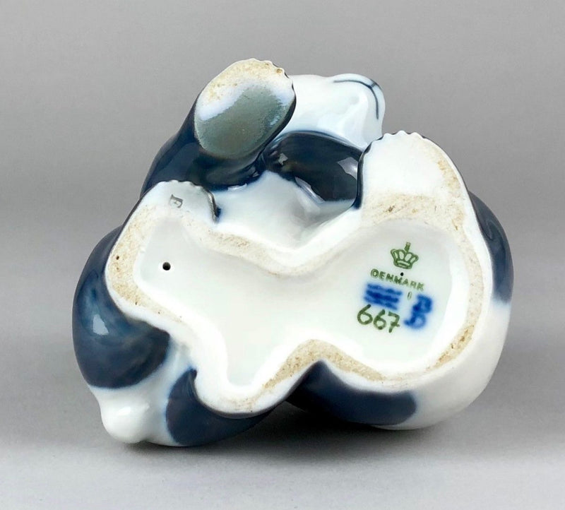 ROYAL COPENHAGEN 'PLAYING PANDA CUBS' FIGURE MODEL 667 BLACK/WHITE BEARS