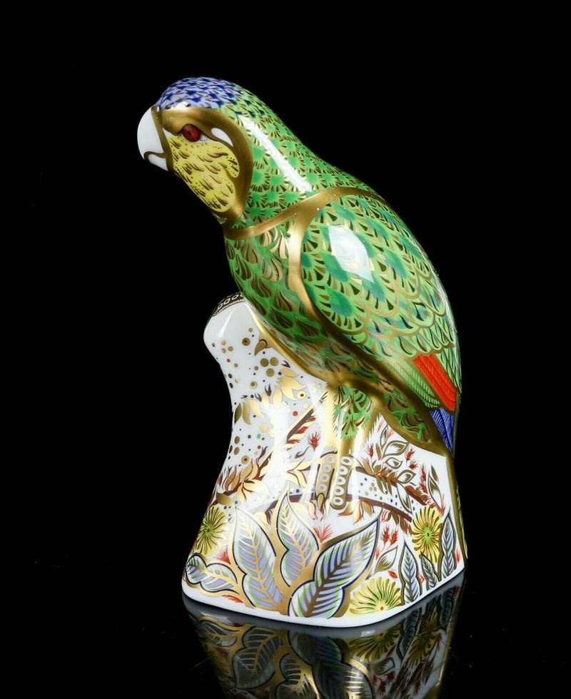 ROYAL CROWN DERBY -AMAZON GREEN PARROT- LIMITED EDITION PAPERWEIGHT FIGURE MODEL