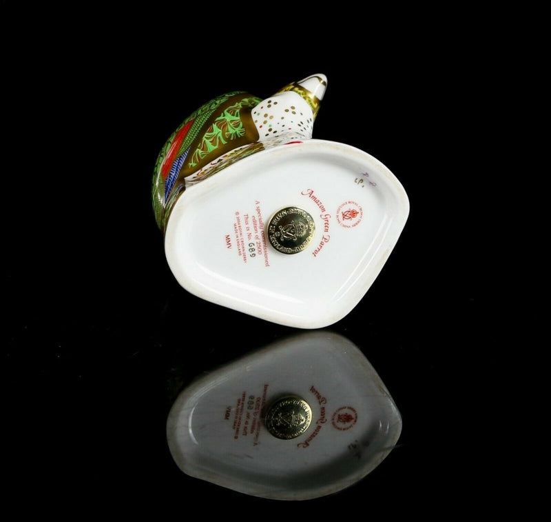 ROYAL CROWN DERBY -AMAZON GREEN PARROT- LIMITED EDITION PAPERWEIGHT FIGURE MODEL