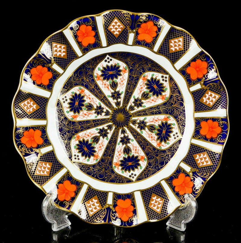 ROYAL CROWN DERBY - JAPANESE OLD IMARI 1128 GOLD FLUTED DESSERT PLATE