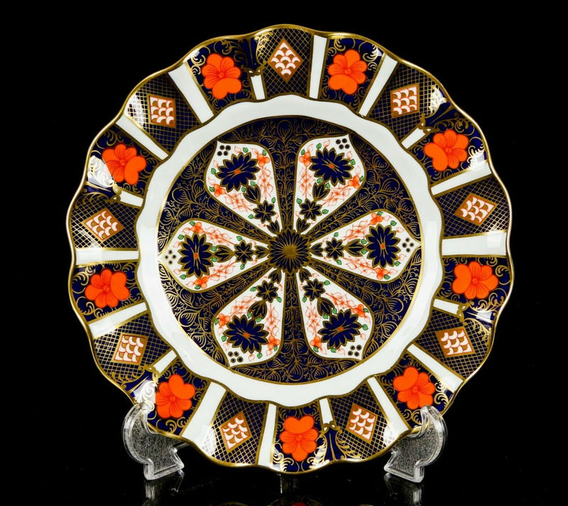 ROYAL CROWN DERBY - JAPANESE OLD IMARI 1128 GOLD FLUTED DESSERT PLATE
