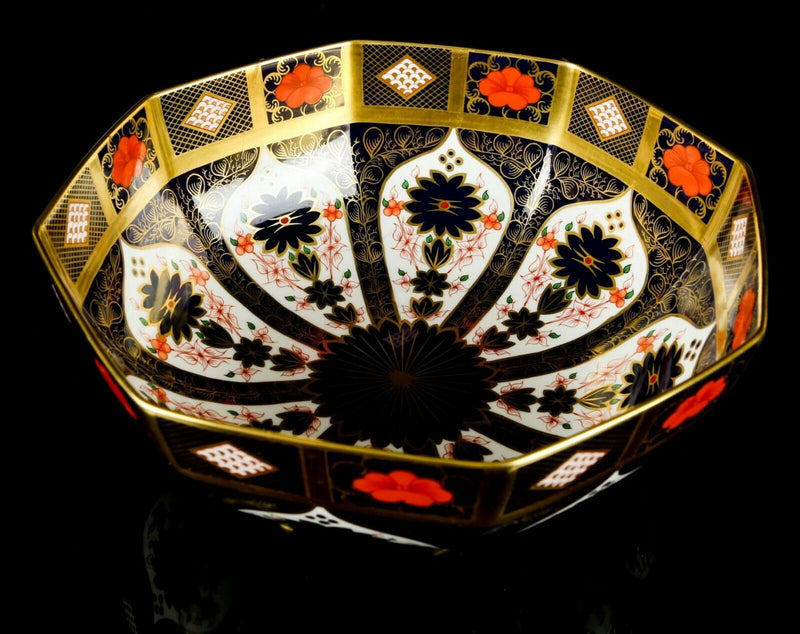 ROYAL CROWN DERBY - LARGE OLD IMARI 1128 GOLD OCTAGONAL CENTREPIECE BOWL, 11.5"