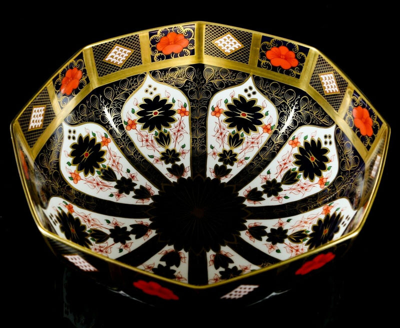 ROYAL CROWN DERBY - LARGE OLD IMARI 1128 GOLD OCTAGONAL CENTREPIECE BOWL, 11.5"