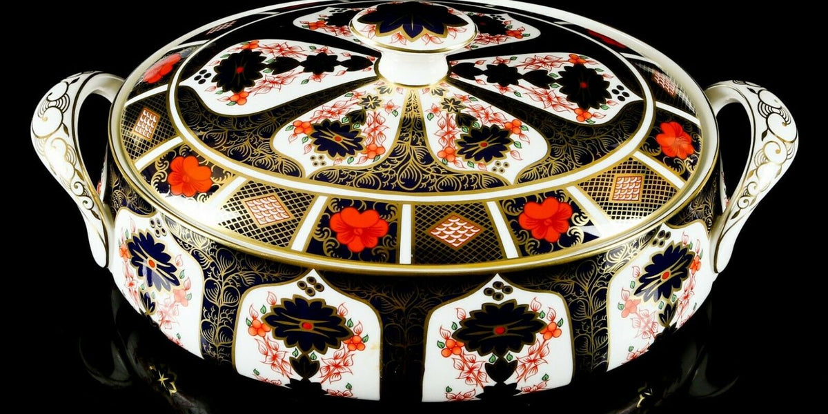 Newest rare Y1908 Royal Crown Derby Imari style pattern 3973 lidded muffin dish with cobalt and gold accents ! excellent