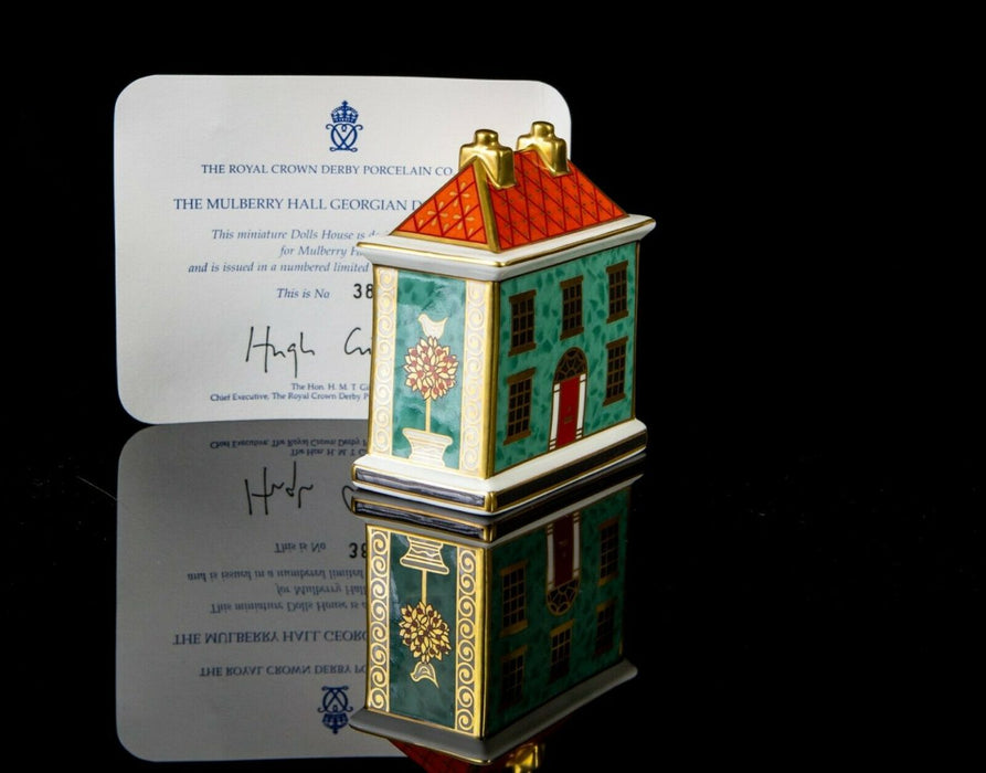 ROYAL CROWN DERBY -MULBERRY HALL DOLLS HOUSE- LIMITED EDITION PAPERWEIGHT FIGURE & STOPPER