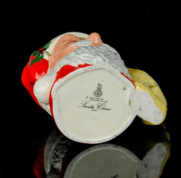 ROYAL DOULTON -SANTA CLAUS- LARGE FATHER CHRISTMAS CHARACTER JUG D6690, STOCKING VARIANT