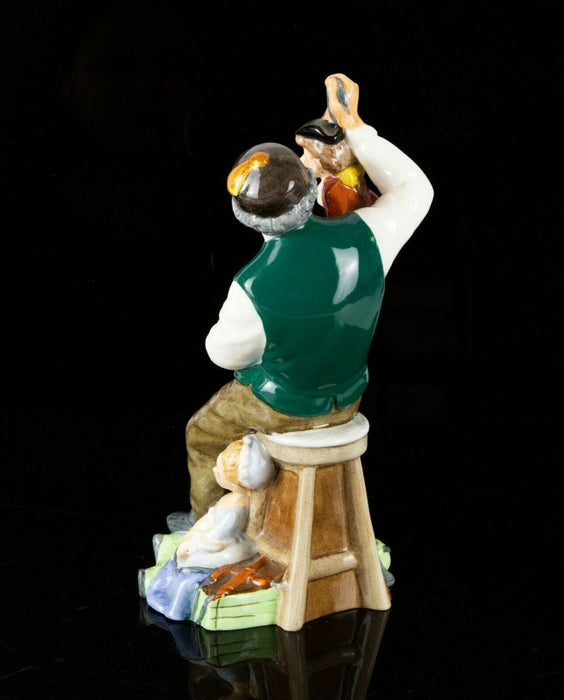 ROYAL DOULTON -THE PUPPETMAKER- NICOLL FIGURE MODEL HN2253