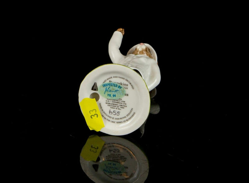 ROYAL DOULTON -UMPIRE- LIMITED EDITION BUNNYKINS CRICKET FIGURE DB360, BOXED