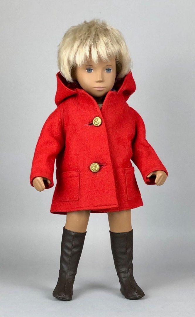 TRENDON SASHA DOLL 'GREGOR FAIR' BOY No. 4-305 LONDON OUTFIT RED DUFFLE COAT BOX