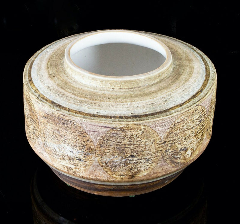 troika pottery