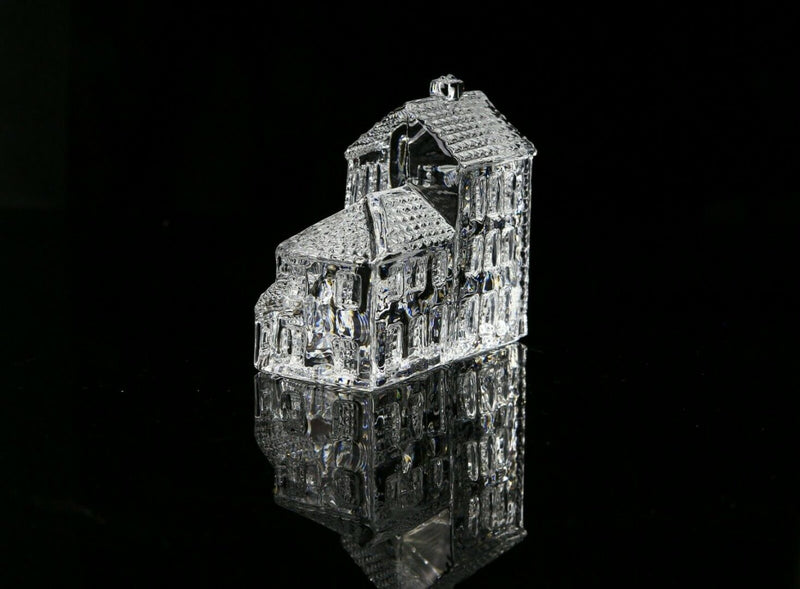 WATERFORD CRYSTAL -VILLAGE HOTEL- LISMORE VILLAGE GLASS FIGURE MODEL, BOXED