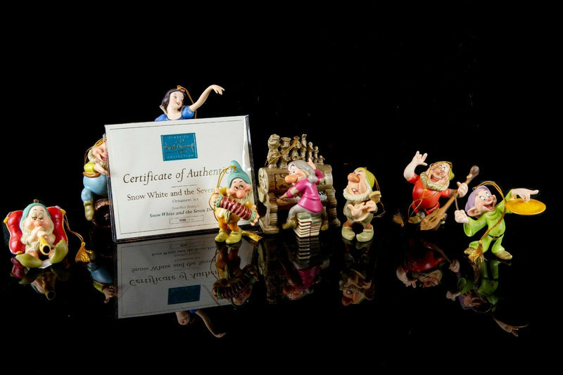 WDCC -SNOW WHITE AND THE SEVEN DWARFS- WALT DISNEY CLASSICS COLLECTION FIGURE SET, BOXED